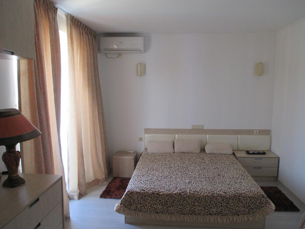 Apartment Crystal Beach Несебир Номер фото