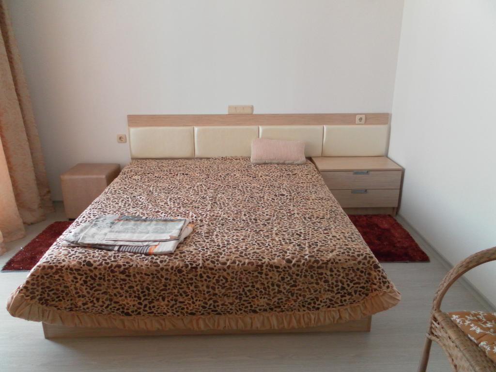 Apartment Crystal Beach Несебир Номер фото