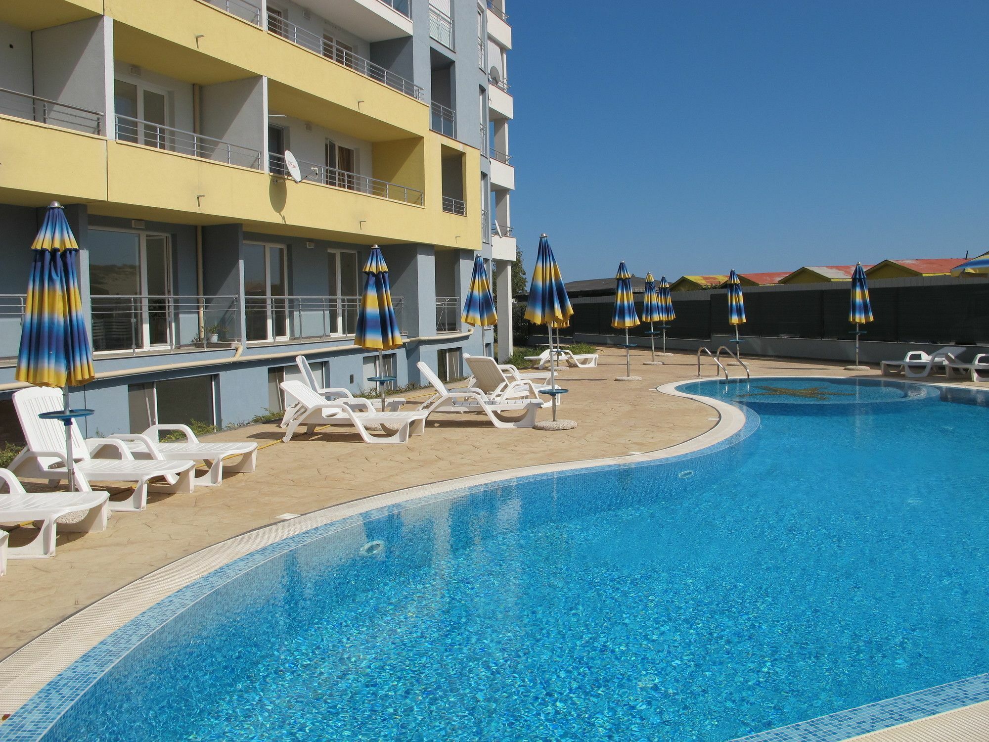 Apartment Crystal Beach Несебир Екстер'єр фото